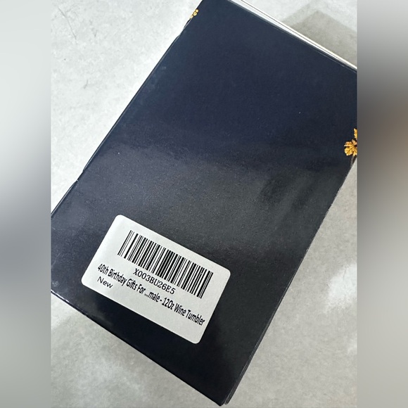 New in Box 40th Birthday Tumbler - Picture 5 of 8